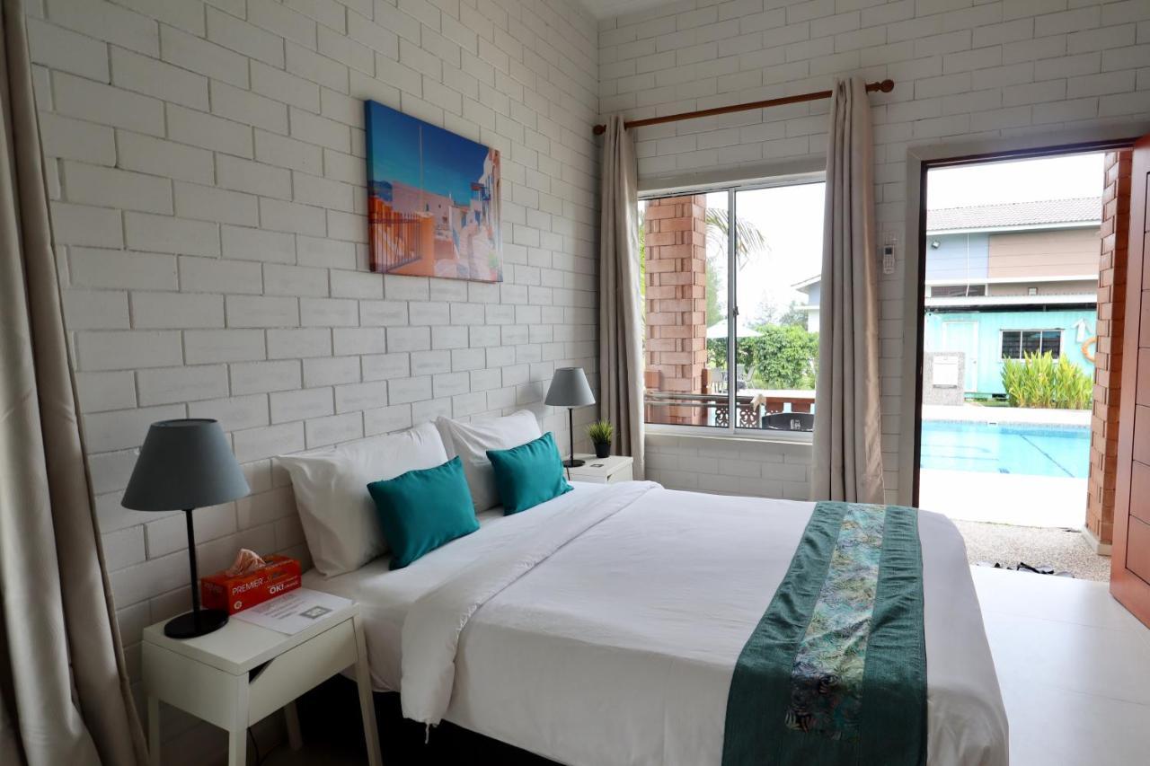Hotel Casa Tanjung Jara à Dungun Extérieur photo