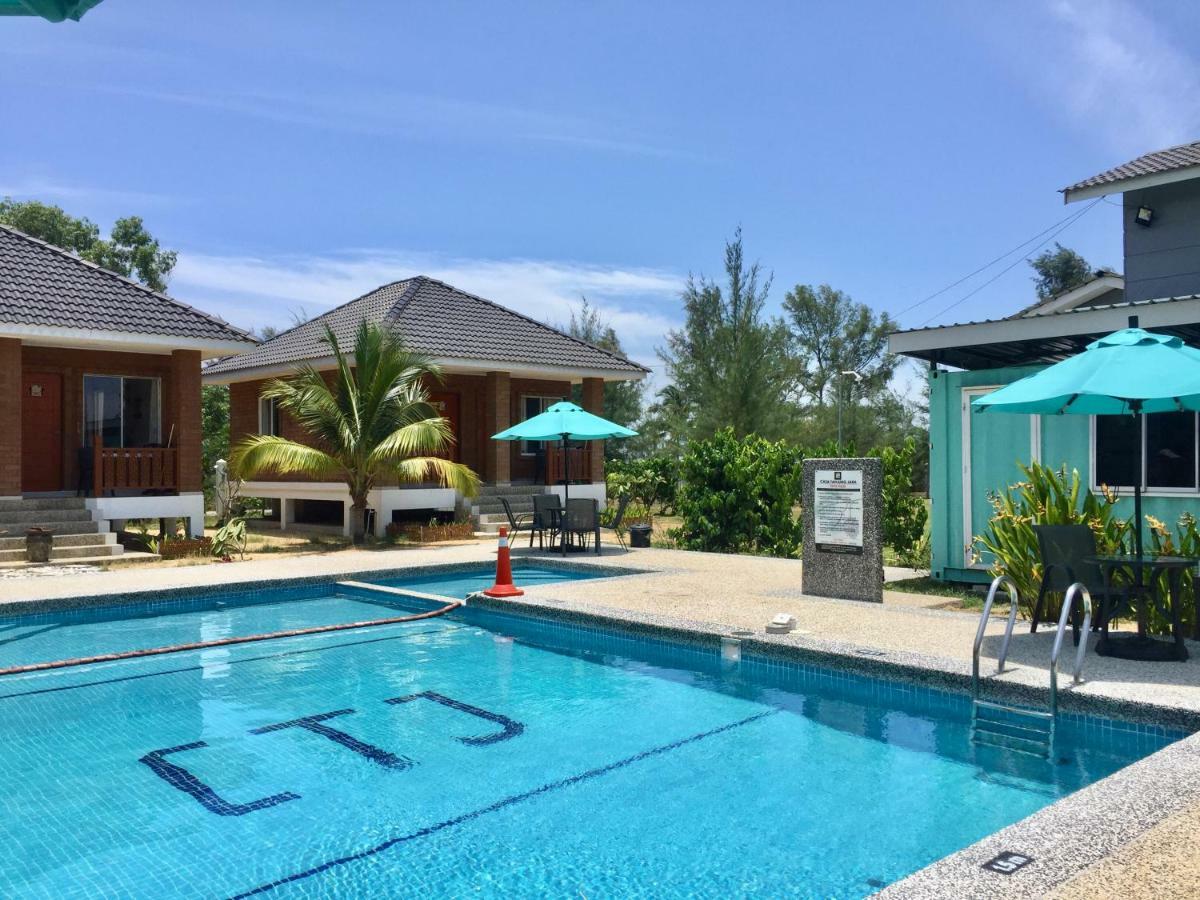 Hotel Casa Tanjung Jara à Dungun Extérieur photo